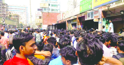 BPL final fever: Ticket frenzy hits Dhaka as fans jostle for a seat