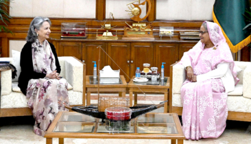 Sharmila Tagore pays courtesy call on PM