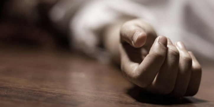 সাভারে পূর্ব বিরোধের জেরে যুবককে কুপিয়ে জখম সাভারে পূর্ব বিরোধের জেরে যুবককে কুপিয়ে জখম