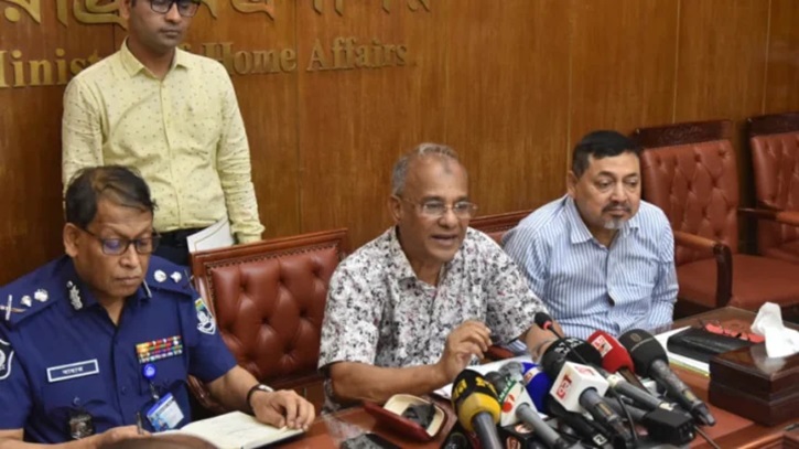 নির্বাচন বানচালের চেষ্টা করছে একটি দল: স্বরাষ্ট্র উপদেষ্টা নির্বাচন বানচালের চেষ্টা করছে একটি দল: স্বরাষ্ট্র উপদেষ্টা