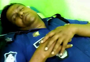 মহেশখালীতে পুলিশের ওপর সন্ত্রাসীদের  হামলা