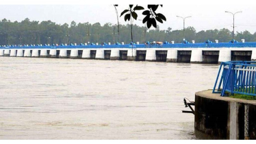 তিস্তার পানি বিপৎসীমা ছাড়িয়েছে, পানিবন্দি হাজারো মানুষ