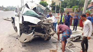 টাঙ্গাইলে ট্রাকের পেছনে মাইক্রোবাসের ধাক্কা, বাবা ও দুই ছেলের প্রাণহানি