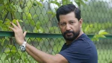 অভিনেতা মাহফুজের ব্যাংক হিসাব তলব