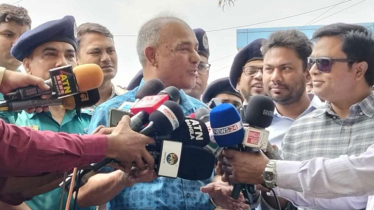 মাদকের গডফাদার ও মব সৃষ্টিকারীদের  ধরতে হবে: স্বরাষ্ট্র উপদেষ্টা 
