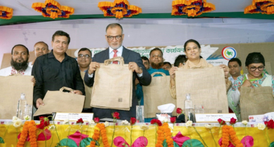 পলিথিন ব্যাগের পরিবর্তে সাশ্রয়ী মূল্যের পাটের ব্যাগ ব্যবহারে পরিবেশ উপদেষ্টার আহ্বান