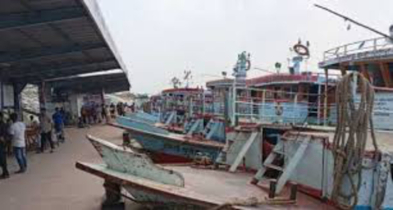 দৌলতদিয়া-পাটুরিয়া নৌপথে ৪৬ ঘণ্টা পর লঞ্চ চলাচল শুরু