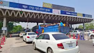 যমুনা সেতু দিয়ে ৩৩ হাজার যানবাহন পারাপার, টোল আদায় ২ কোটি ৮৬ লাখ টাকা