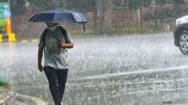 ঢাকায় হালকা থেকে মাঝারি বৃষ্টির আভাস, কমবে তাপমাত্রা