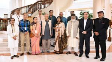 দুর্গাপূজার প্রস্তুতি নিয়ে হিন্দু ধর্মীয় নেতাদের সঙ্গে প্রধান উপদেষ্টা