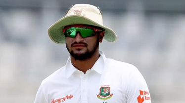 বল করতে আর কোনো বাধা নেই সকিবের