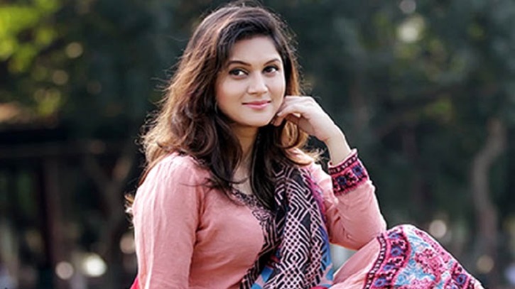 সুখবর দিলেন মিথিলা সুখবর দিলেন মিথিলা