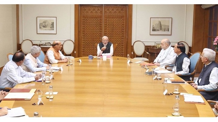 ভারতকে কাশ্মীর হামলায় পাকিস্তান জড়িতের প্রমাণ দিতে হবে: দ্য ইকোনমিস্ট ভারতকে কাশ্মীর হামলায় পাকিস্তান জড়িতের প্রমাণ দিতে হবে: দ্য ইকোনমিস্ট