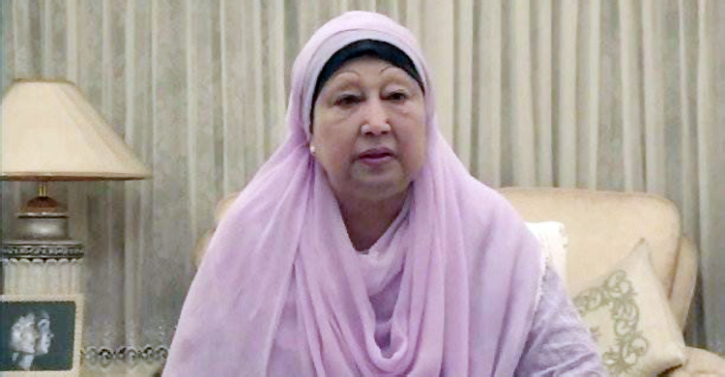 গণতন্ত্র প্রতিষ্ঠার লড়াই থেকে পিছু হটবো না: খালেদা জিয়া গণতন্ত্র প্রতিষ্ঠার লড়াই থেকে পিছু হটবো না: খালেদা জিয়া