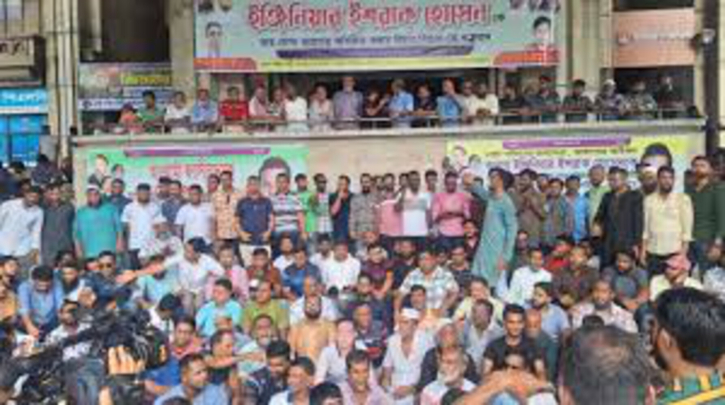 আজও ‘ইশরাক ইশরাক’ স্লোগান, বন্ধ নগর ভবন
