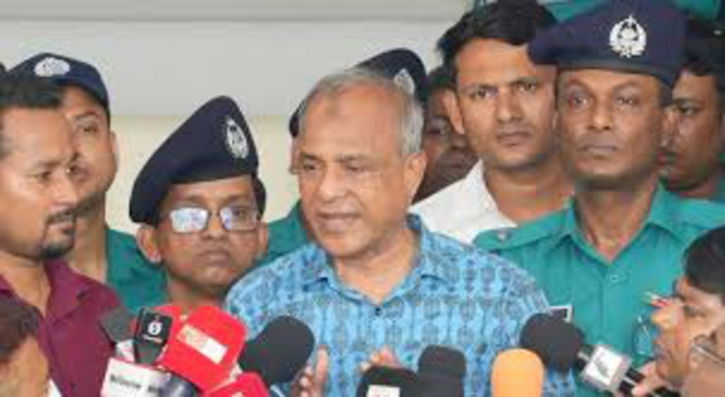 সাবেক রাষ্ট্রপতি আবদুল হামিদকে নিয়ে যা বললেন স্বরাষ্ট্র উপদেষ্টা