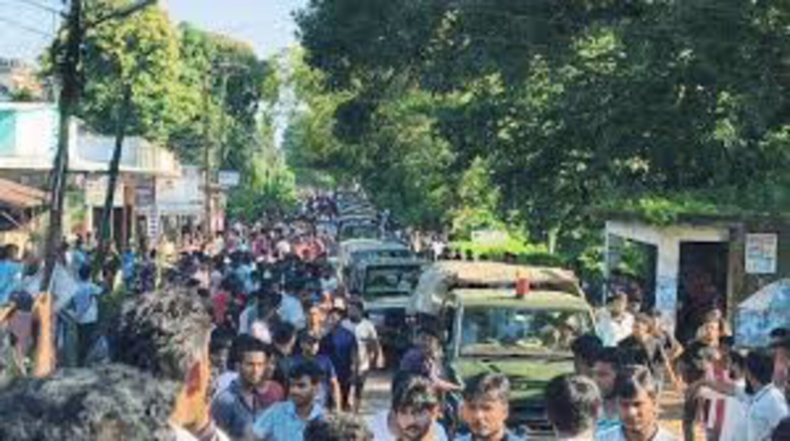চট্টগ্রাম বিশ্ববিদ্যালয়ে যৌথ বাহিনী মোতায়েন চট্টগ্রাম বিশ্ববিদ্যালয়ে যৌথ বাহিনী মোতায়েন