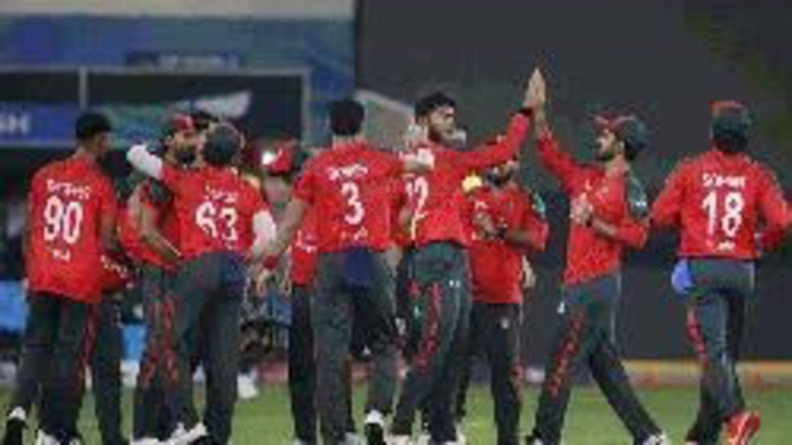 ১৩৬ রানের লক্ষ্য পেল বাংলাদেশ