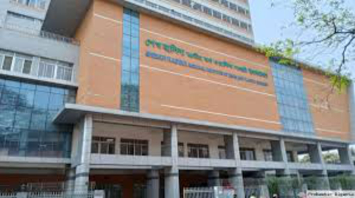 সূত্রাপুরে গ্যাস লিকেজ থেকে বিস্ফোরণ, স্বামী-স্ত্রী ও তিন সন্তান দগ্ধ সূত্রাপুরে গ্যাস লিকেজ থেকে বিস্ফোরণ, স্বামী-স্ত্রী ও তিন সন্তান দগ্ধ