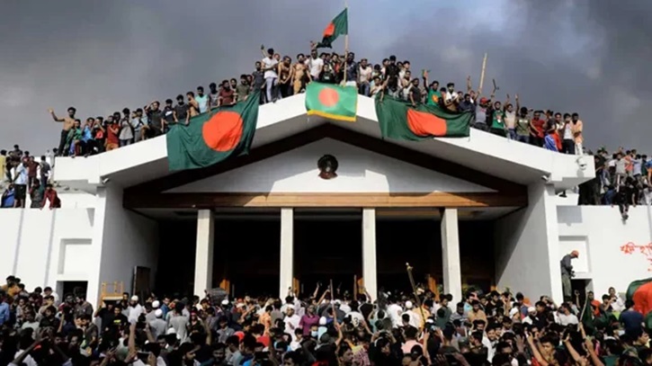 ‘জুলাই গণ-অভ্যুত্থান অধিদপ্তর’ প্রতিষ্ঠায় সরকারি গেজেট প্রকাশ ‘জুলাই গণ-অভ্যুত্থান অধিদপ্তর’ প্রতিষ্ঠায় সরকারি গেজেট প্রকাশ