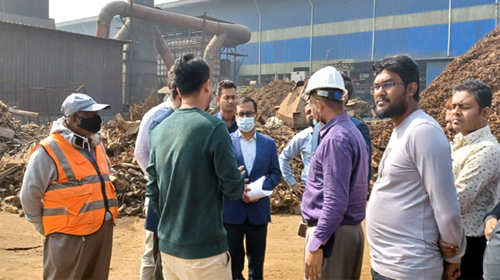 Environmental Department Fines Three Steel Mills in N’ganj for Pollution Environmental Department Fines Three Steel Mills in N’ganj for Pollution