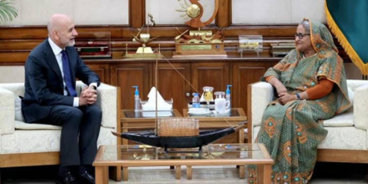 PM invites Italian businessmen to invest in Bangladesh