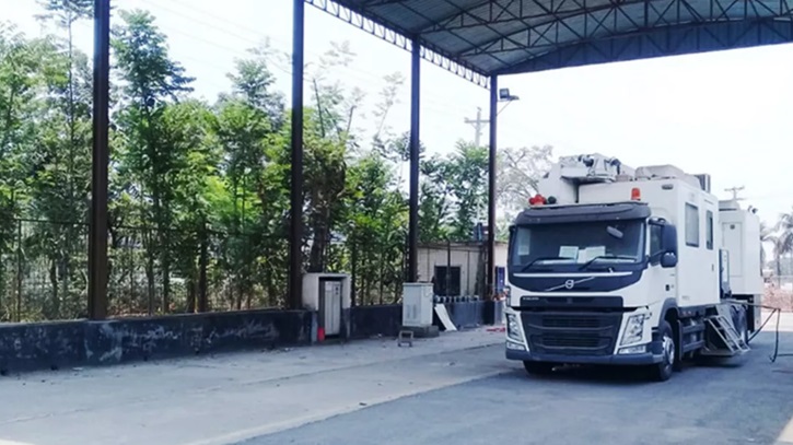 Drug smugglers thrive at Benapole as scanners remain dysfunctional Drug smugglers thrive at Benapole as scanners remain dysfunctional