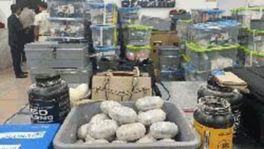 Guyanese woman caught smuggling Tk 130 crore of cocaine at Dhaka Airport