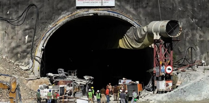 India tunnel collapse ’wake-up call’ for Modi’s infrastructure drive India tunnel collapse ’wake-up call’ for Modi’s infrastructure drive