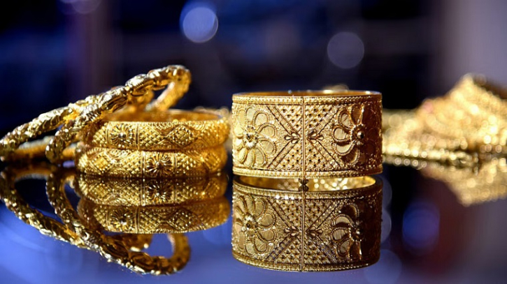 Gold hits record high Gold hits record high