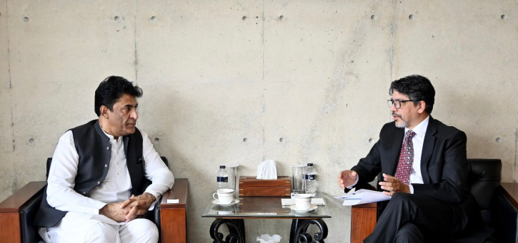 Pakistan’s High Commissioner pays courtesy call on the Foreign Secretary Pakistan’s High Commissioner pays courtesy call on the Foreign Secretary