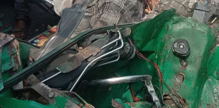 7 killed in bus-autorickshaw collision in Mymensingh 7 killed in bus-autorickshaw collision in Mymensingh