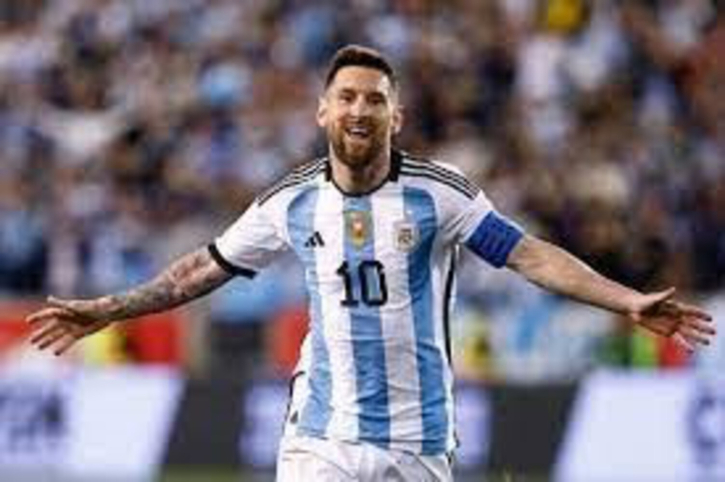 Messi scores twice in his possible last match in Argentina Messi scores twice in his possible last match in Argentina