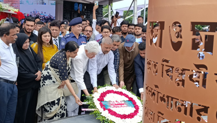 “We achieved a fascist-free Bangladesh at the cost of fresh blood,” advisors say “We achieved a fascist-free Bangladesh at the cost of fresh blood,” advisors say